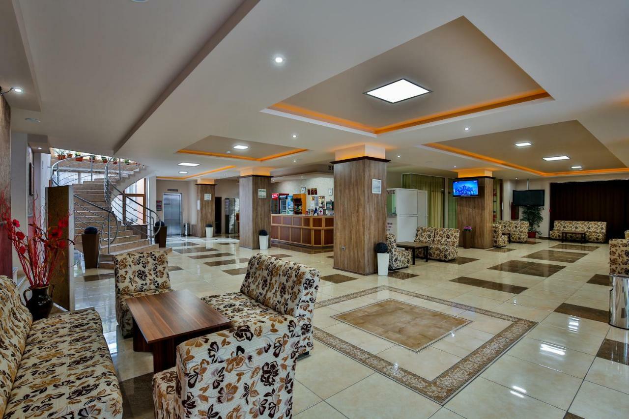 Kamchia Park 3*